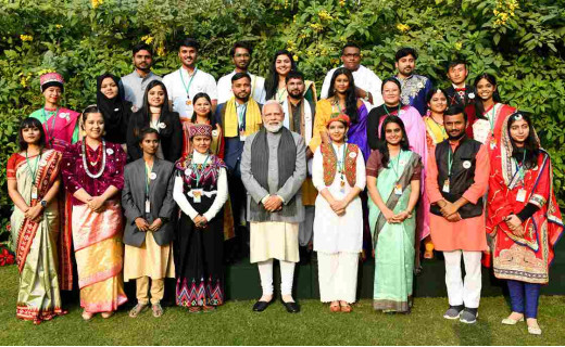 प्रधानमंत्री ने देशभर से चयनित युवाओं से की बातचीत